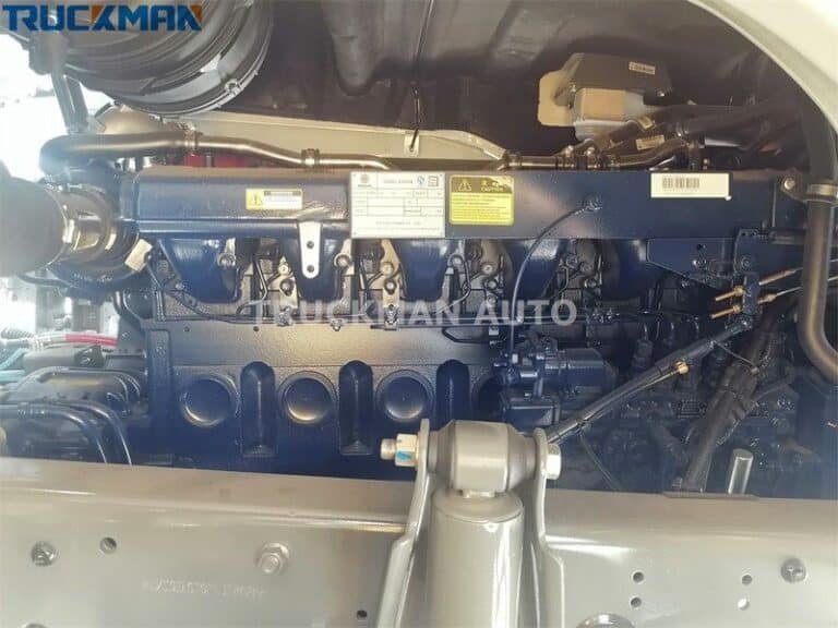 SHACMAN F3000 6x4 Tractor Truck Engine Close-up--Truckman Automobile