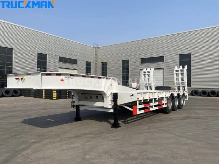 Truckman Automobile's flatbed semi-trailers are designed to carry oversized cargo.