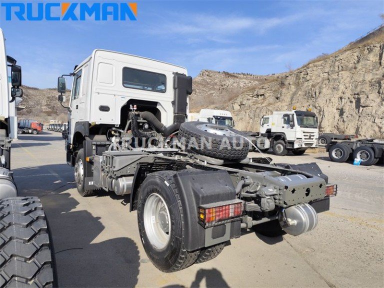 SINOTRUCK HOWO 4X2 Tractor Head