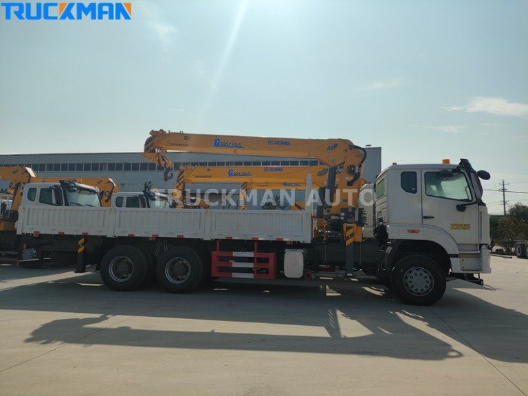 HOWO NX Truck Mounted Crane