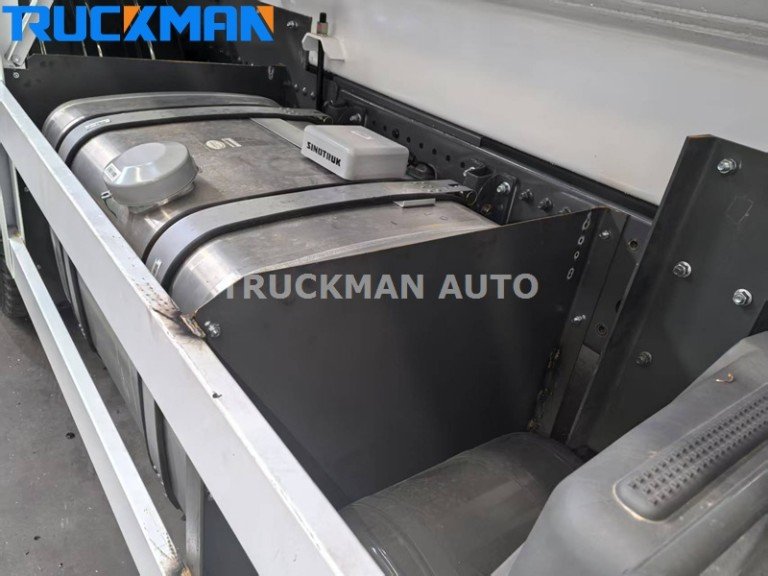 Truck Head Fuel Tank