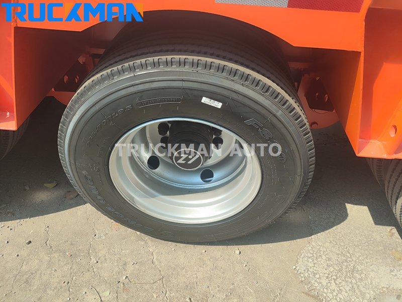 Gooseneck Removable Low Bed Trailer tire