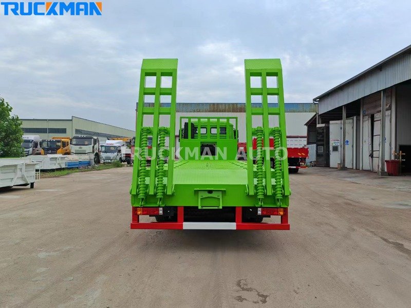 SHACMAN F3000 Camion à plateau avec échelle