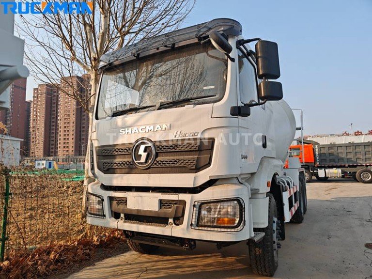 SHACMAN H3000 Mixer Truck