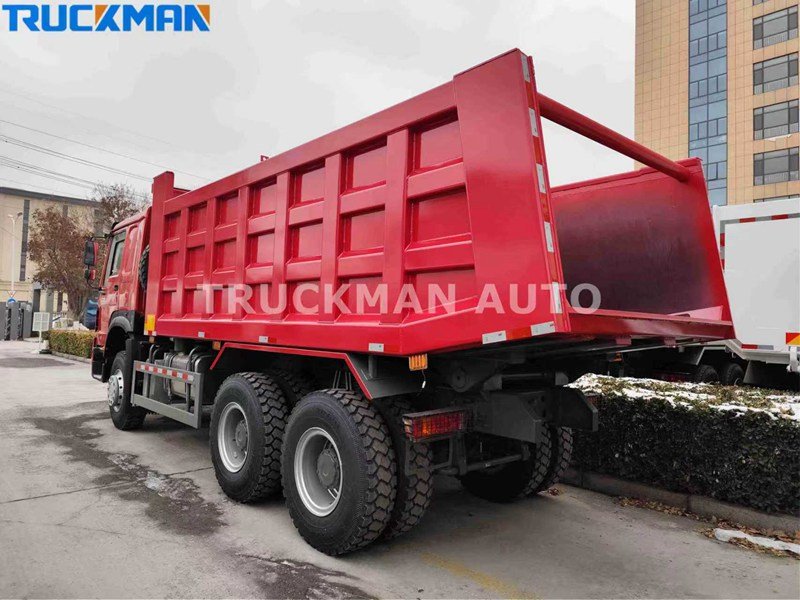 SINOTRUK HOWO 6X4 truck