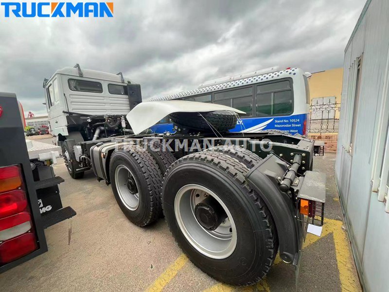 SHACMAN F3000 truck head