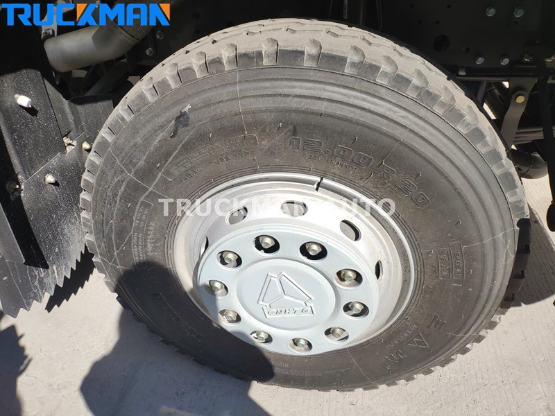 HOWO TX truck tire