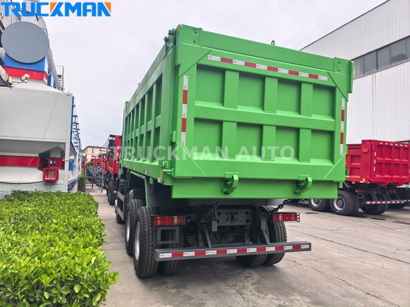 SINOTRUK HOWO dump truck